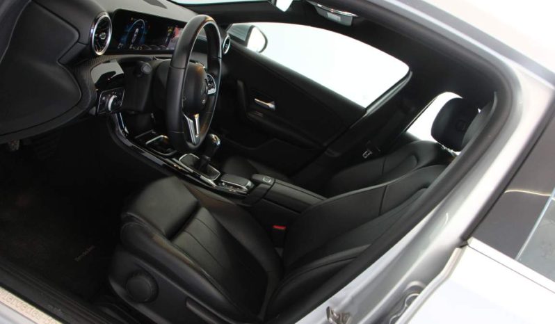 
								Mercedes-Benz A160 d full									