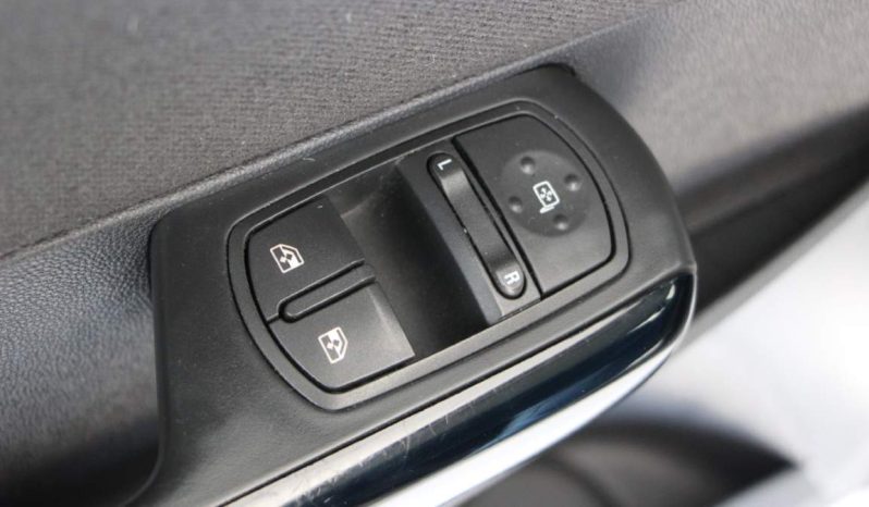 
								Opel Corsa 1.3 CDTi full									