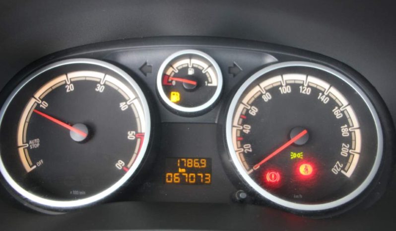 
								Opel Corsa 1.3 CDTi full									