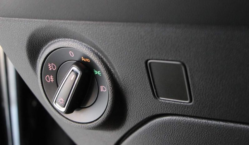 
								Seat Leon 1.6 TDI full									