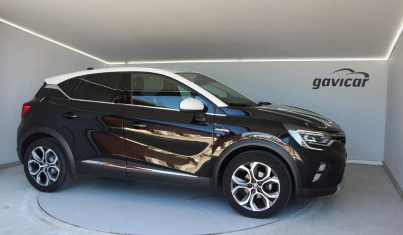
								Renault Captur full									