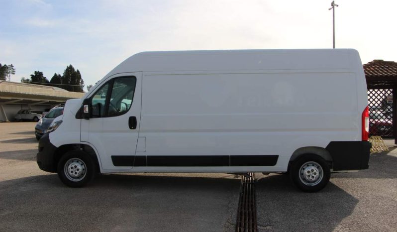 
								Peugeot Boxer full									