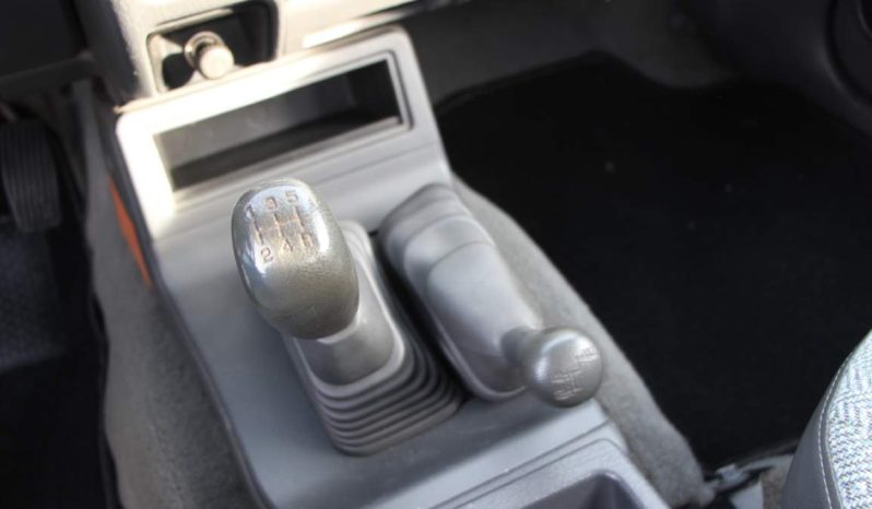 
								Mitsubishi L200 2.5 TD full									