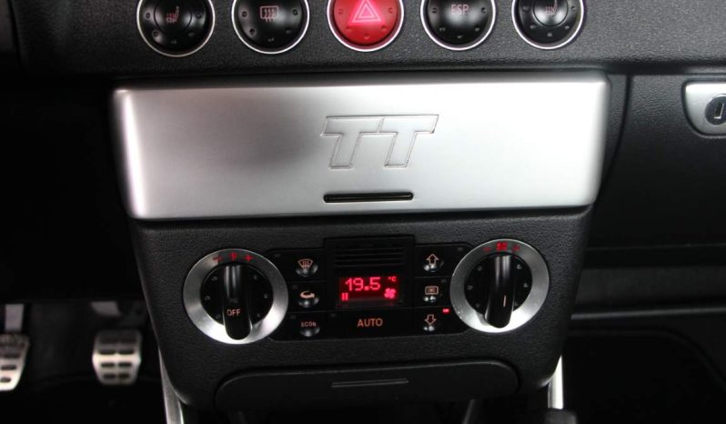 
								Audi TT full									