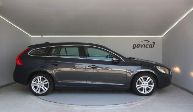 
								Volvo V60 full									