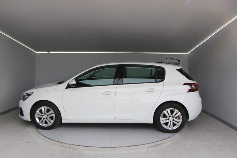 Peugeot 308 1.5 BlueHDi