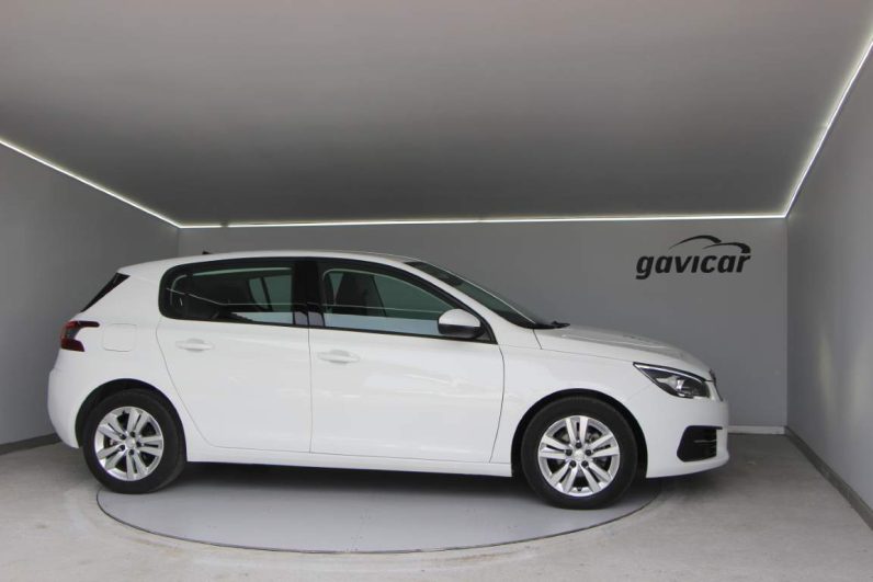 Peugeot 308 1.5 BlueHDi