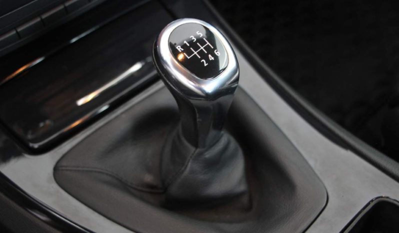 
								BMW 320 D Coupé full									