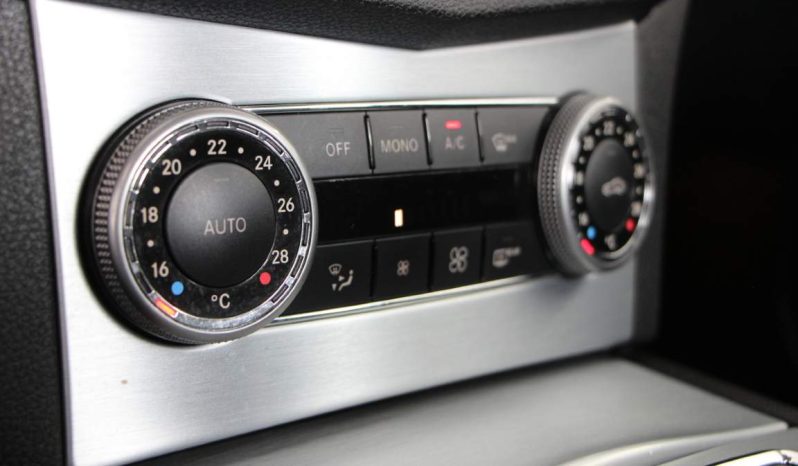 
								Mercedes-Benz C220 CDi full									