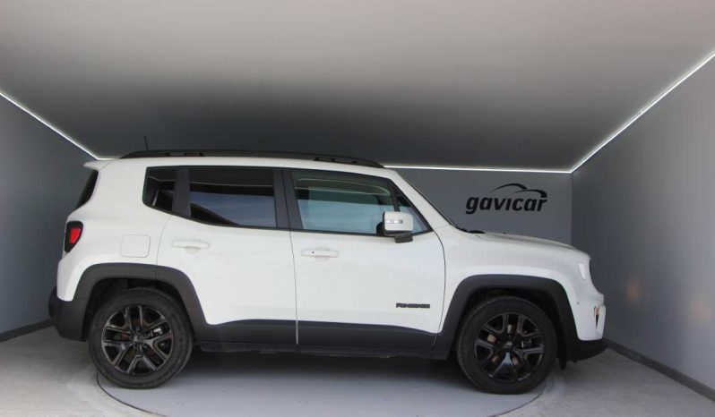 
								Jeep Renegade full									