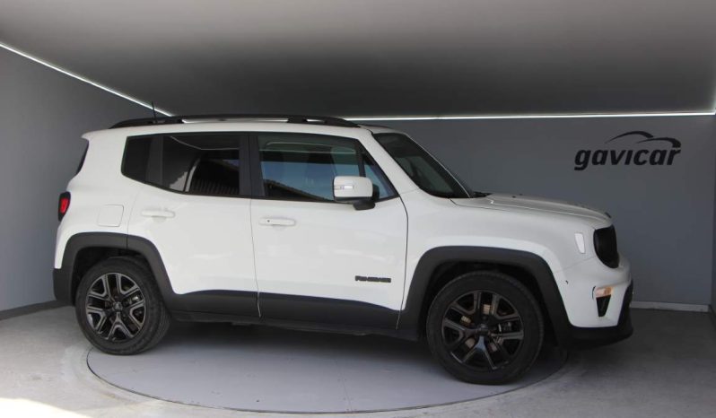 
								Jeep Renegade full									