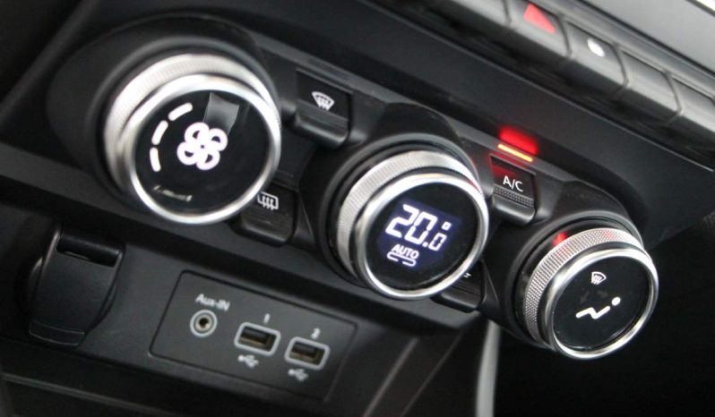 
								Renault Arkana 1.3 TCe full									