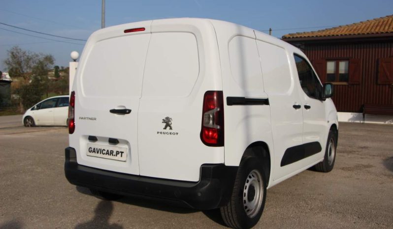 
								Peugeot Partner 1.5 BlueHDi full									