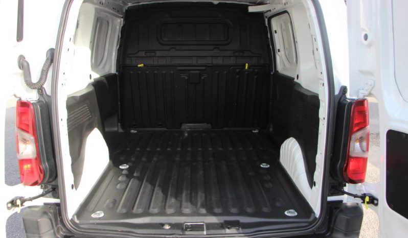 
								Peugeot Partner 1.5 BlueHDi full									