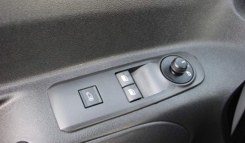 
								Peugeot Partner 1.5 BlueHDi full									