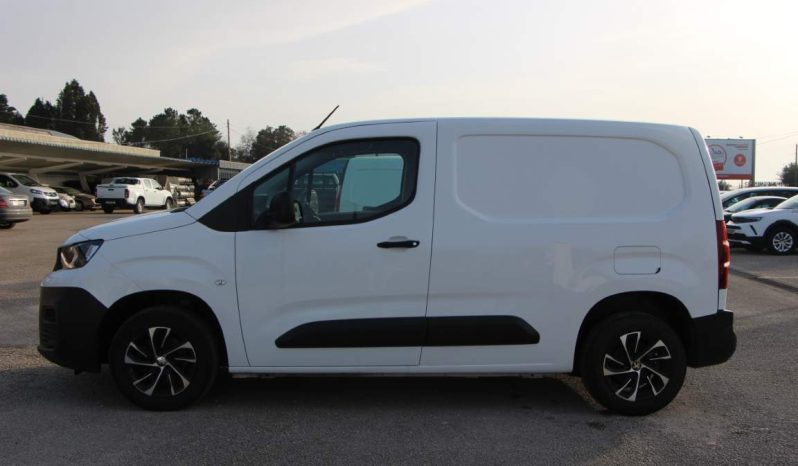 
								Peugeot Partner 1.5 BlueHDi full									