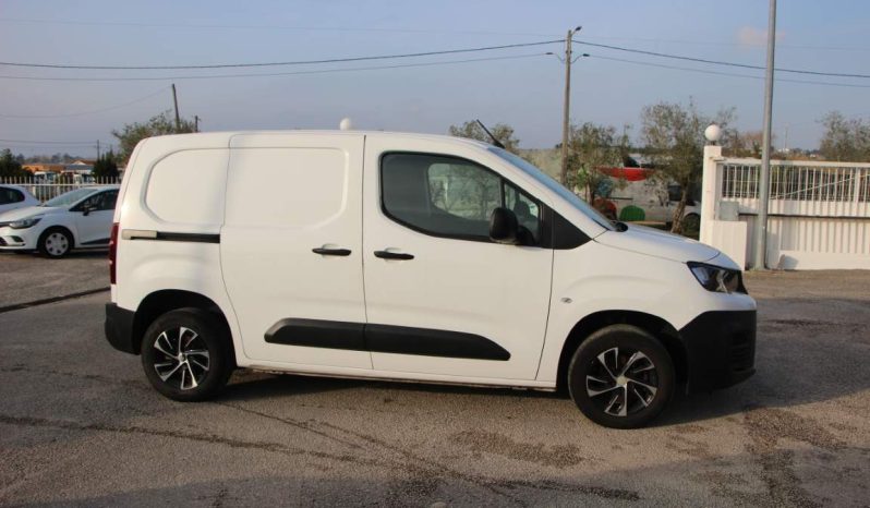 
								Peugeot Partner 1.5 BlueHDi full									