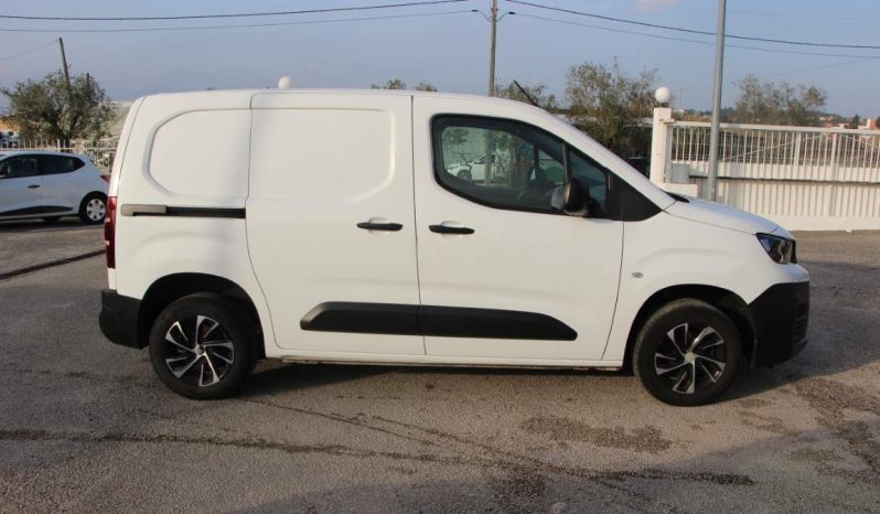 
								Peugeot Partner 1.5 BlueHDi full									