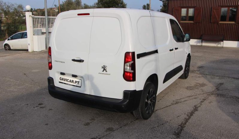 
								Peugeot Partner 1.5 BlueHDi full									