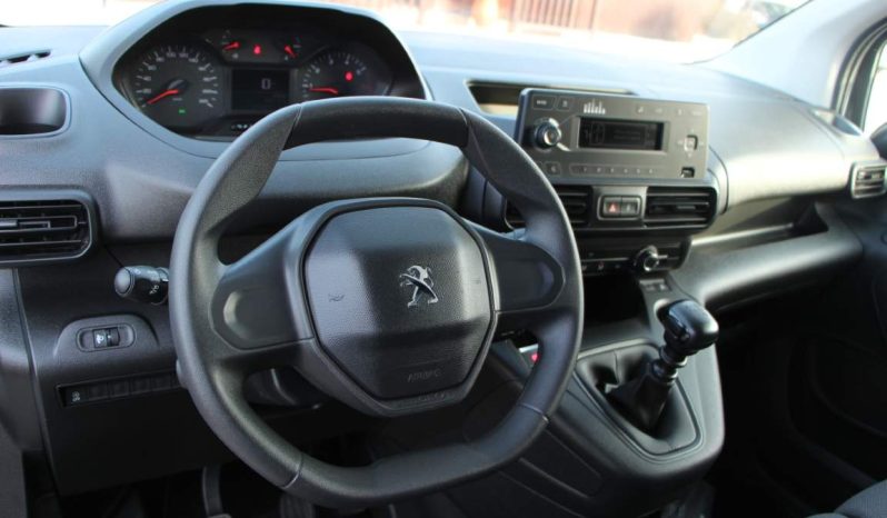 
								Peugeot Partner 1.5 BlueHDi full									