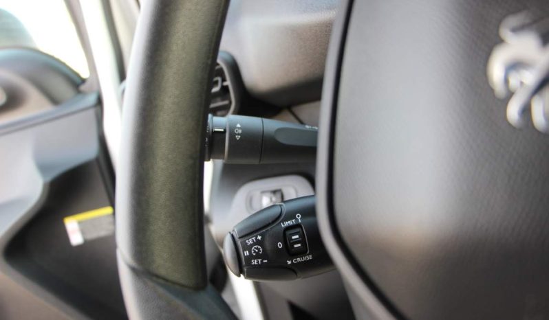 
								Peugeot Partner 1.5 BlueHDi full									