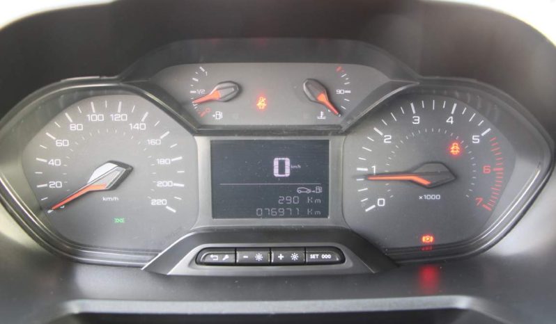 
								Peugeot Partner 1.5 BlueHDi full									