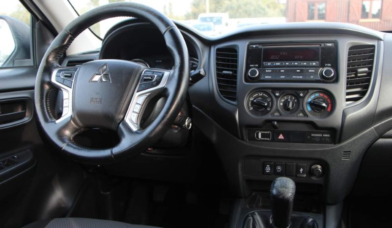 
								Mitsubishi L200 2.3 DI-D full									