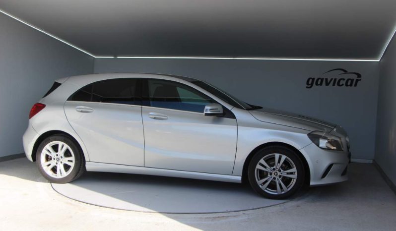 
								Mercedes-Benz A 180d full									