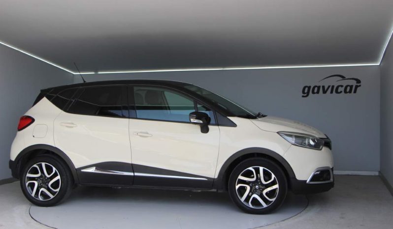 
								Renault Captur 1.5 dCi full									