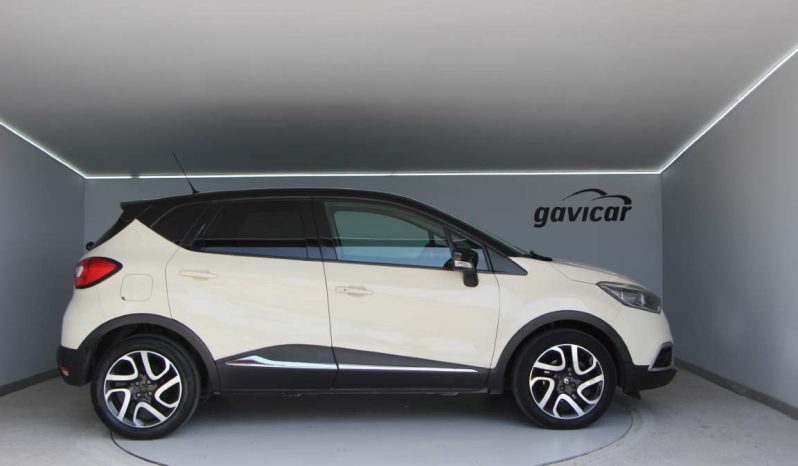 
								Renault Captur 1.5 dCi full									
