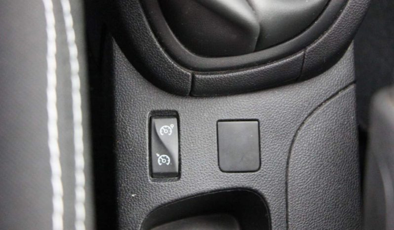 
								Renault Clio Van full									