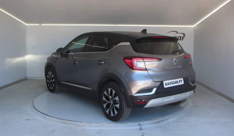 
								Renault Captur full									