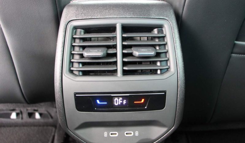 
								Cupra Formentor full									