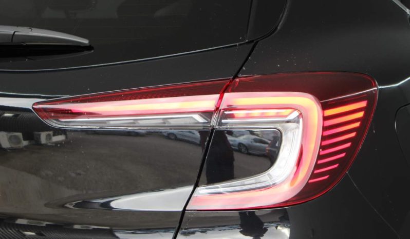 
								Renault Captur full									