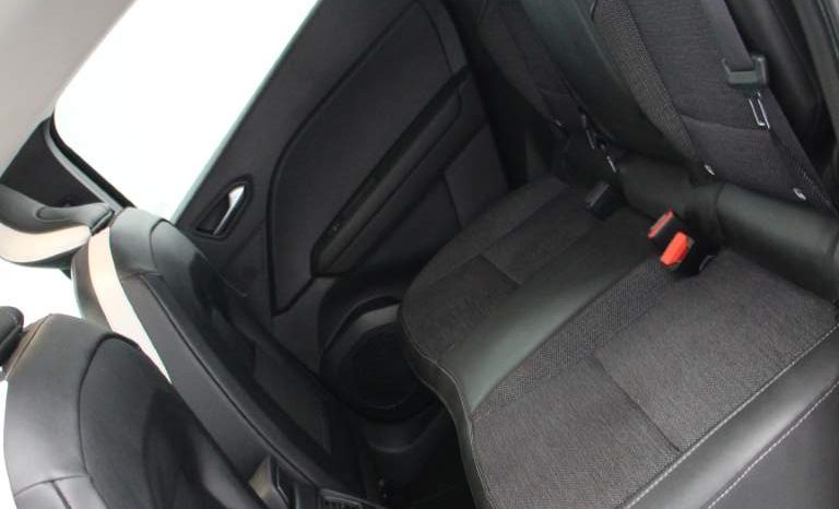 
								Renault Captur full									