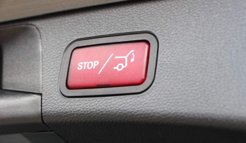 
								Mercedes-Benz C 300 D Station full									