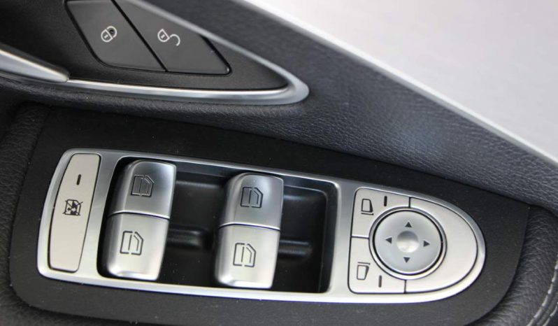 
								Mercedes-Benz C 300 D Station full									