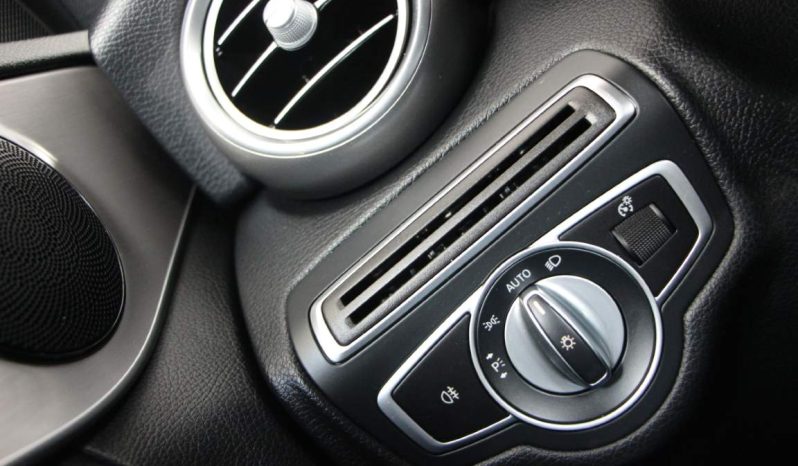 
								Mercedes-Benz C 300 D Station full									