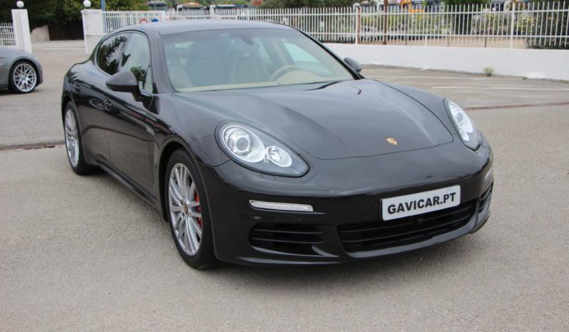 
								Porsche Panamera full									