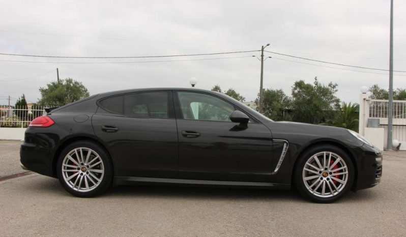 
								Porsche Panamera full									