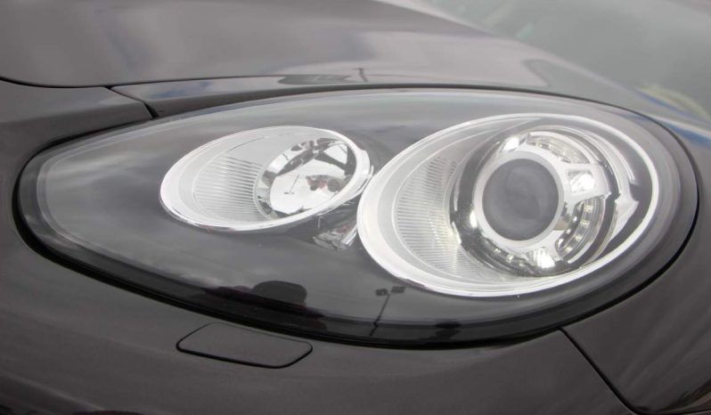 
								Porsche Panamera full									