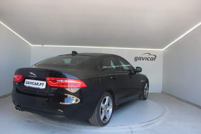 Jaguar XE 2.0 D