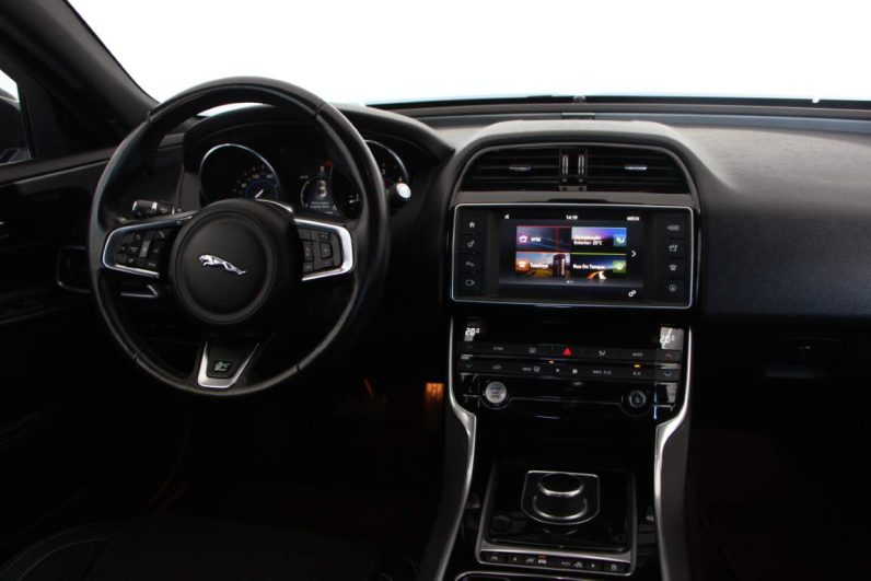 Jaguar XE 2.0 D
