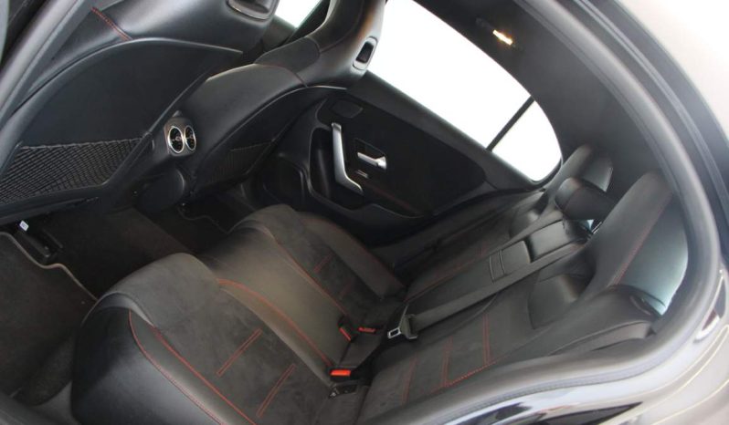 
								Mercedes-Benz A250e full									