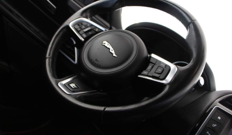 
								Jaguar XE 2.0 D full									