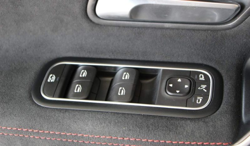 
								Mercedes-Benz A250e full									