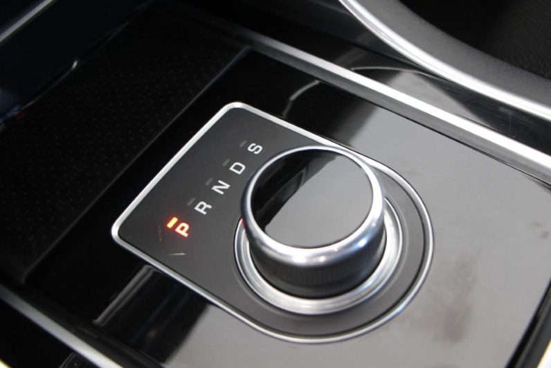 Jaguar XE 2.0 D