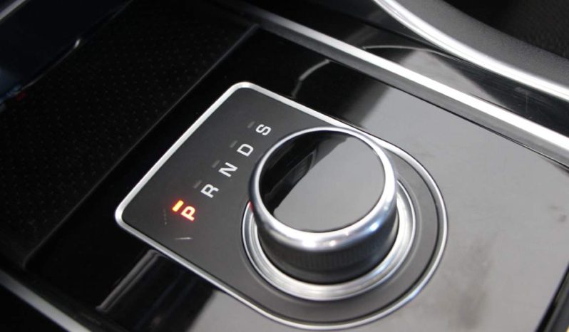 
								Jaguar XE 2.0 D full									