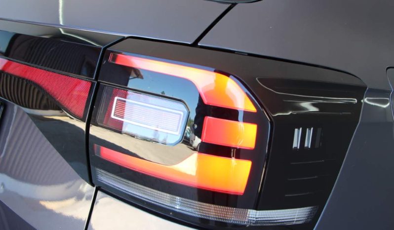 
								Volkswagen T-Cross full									