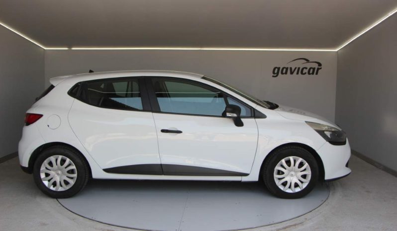 
								Renault Clio Van full									